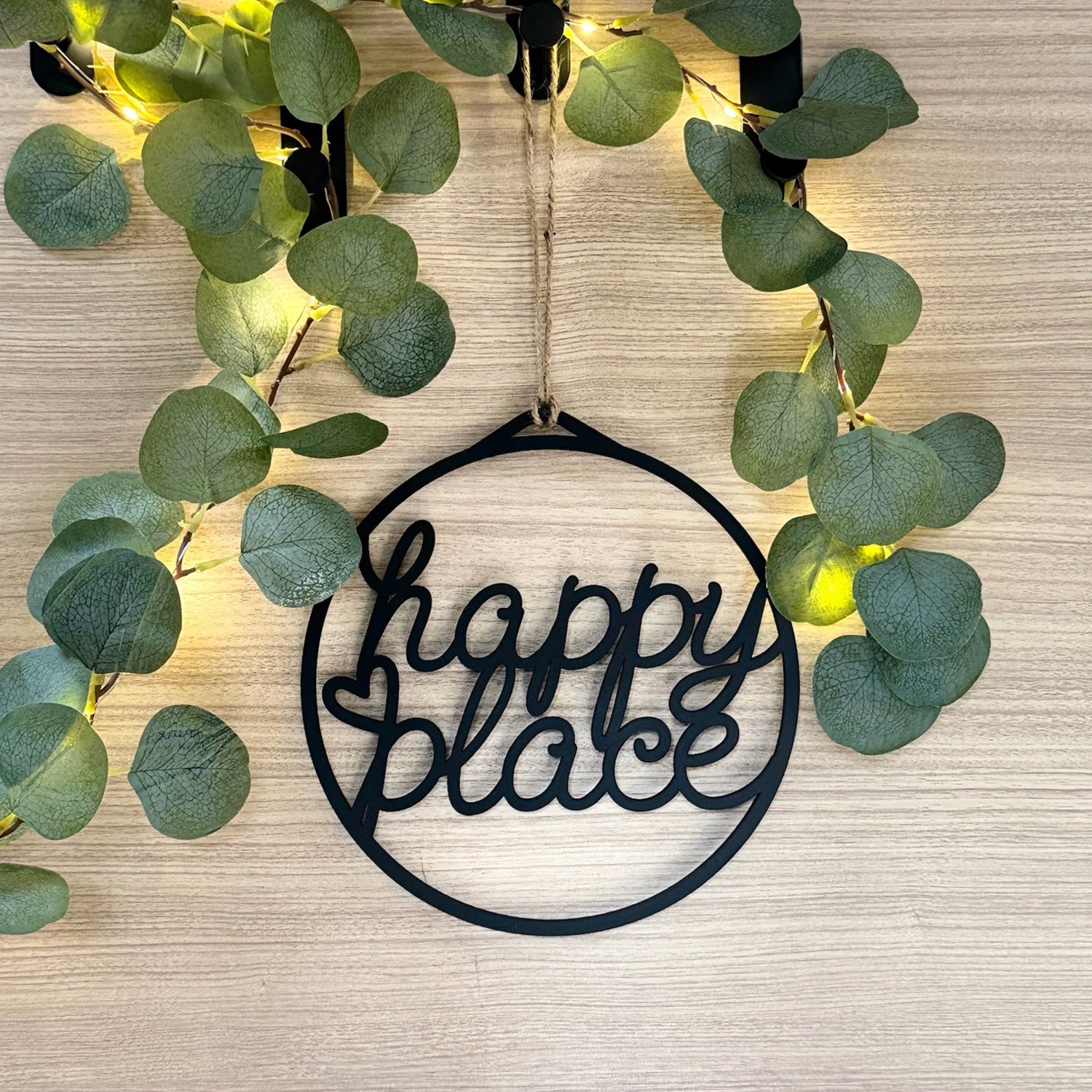 Wandbild "Happy Place" 3D Schriftzug Ø23cm für Wohnwagen, Wohnmobil, Camper-Van.
